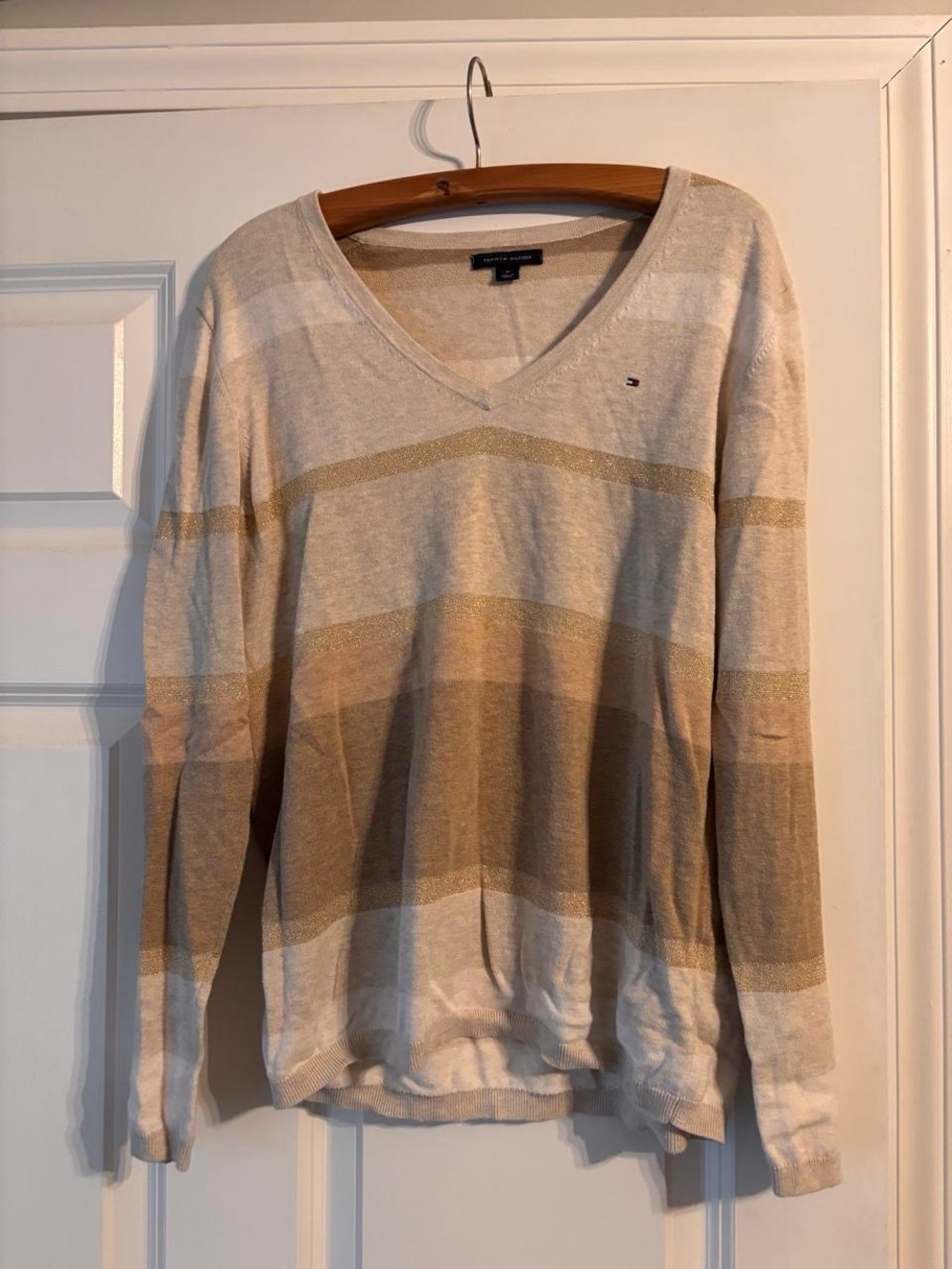 Tommy Hilfiger Cream and Tan Striped V-Neck Pullover Sweater